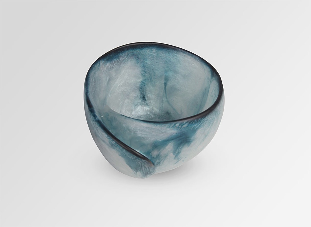 Dinosaur Designs Shell Wrap Dish in Blue Inky Swirl